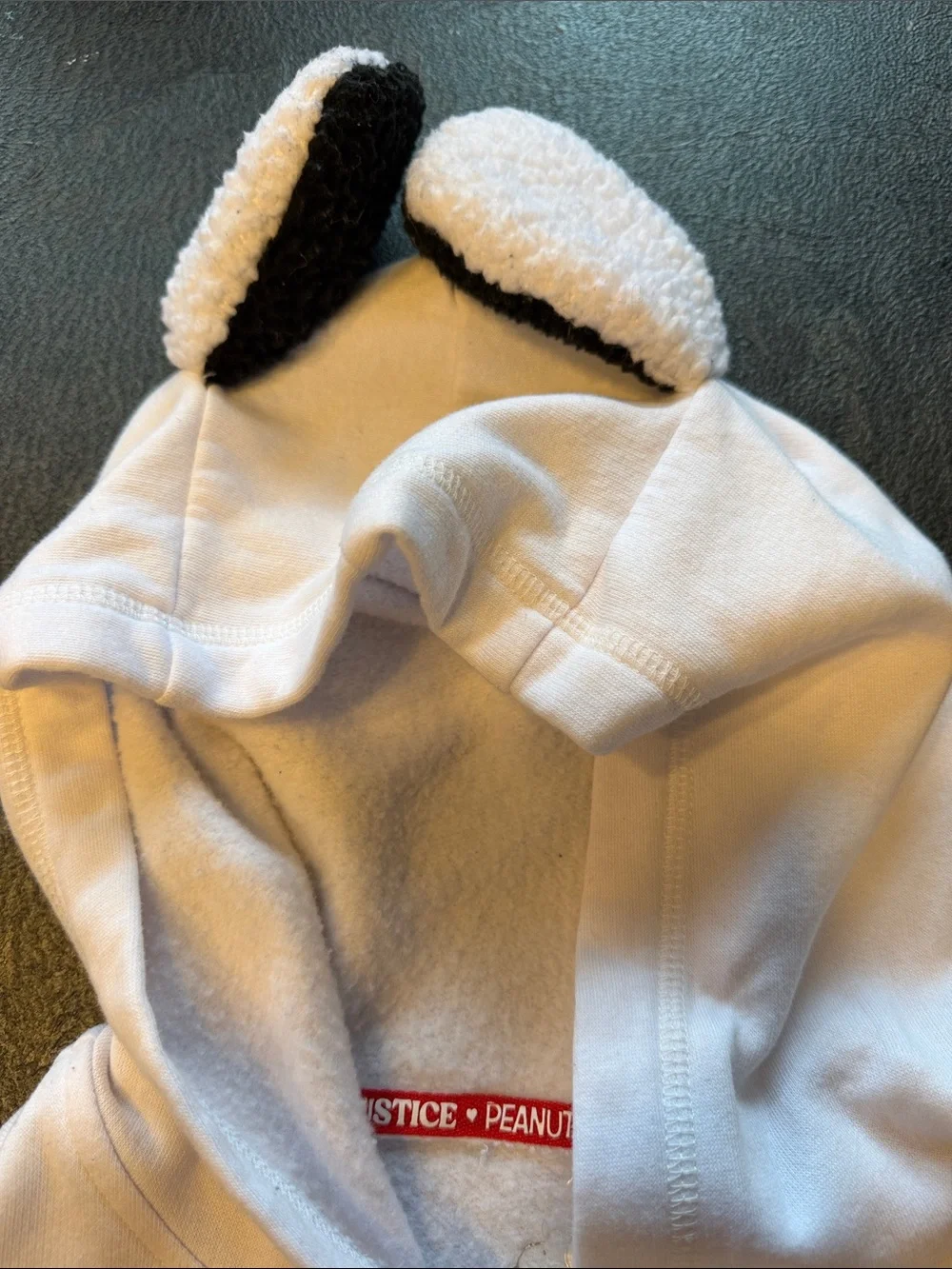 Kids Snoopy Graphic Pullover Hoodie - Black & White size 7/8